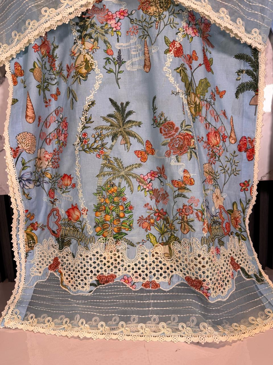 3 Piece - Lawn Embroidered Suit