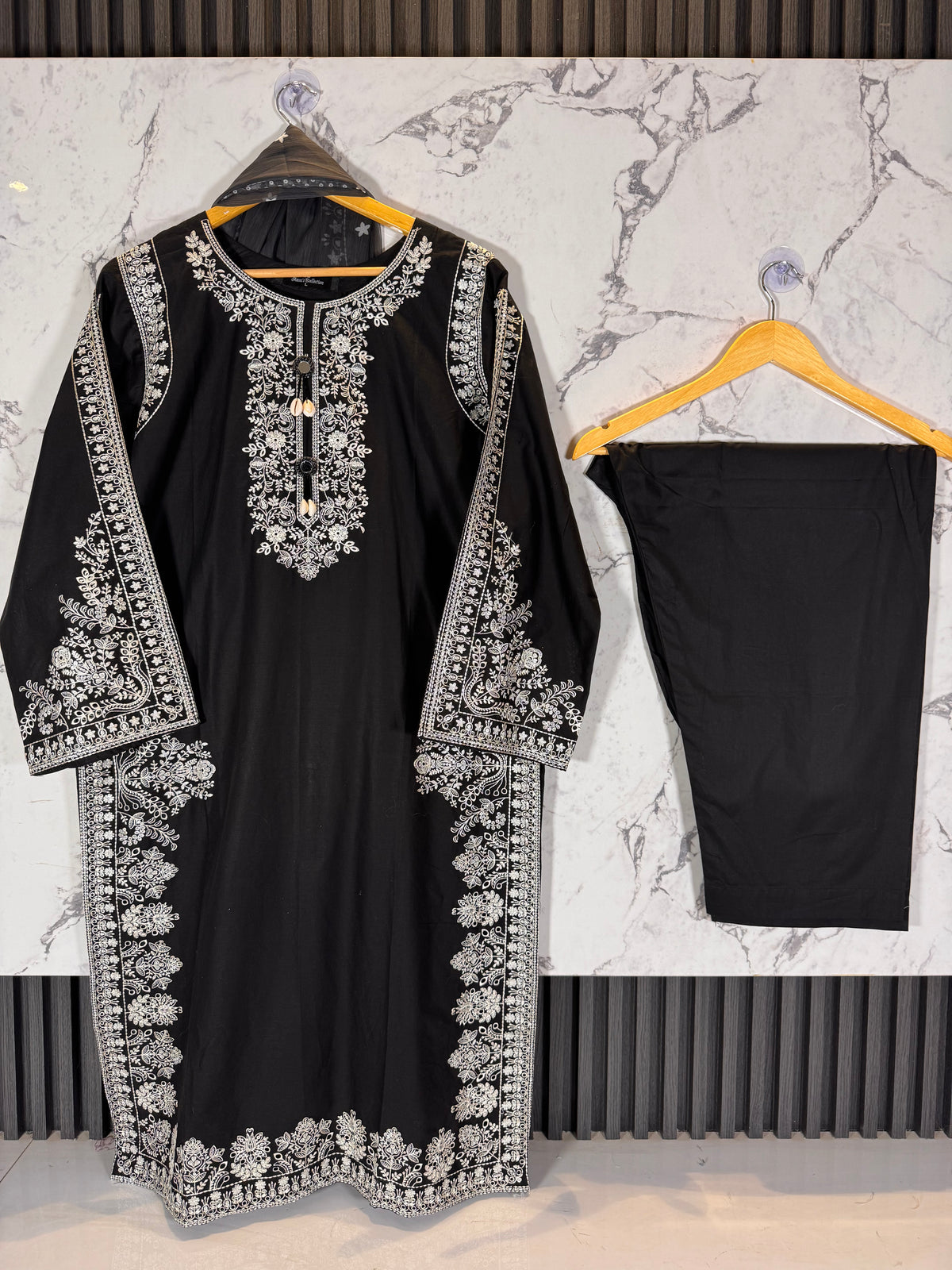 3 Piece Embroidered Lawn Cotton Suit