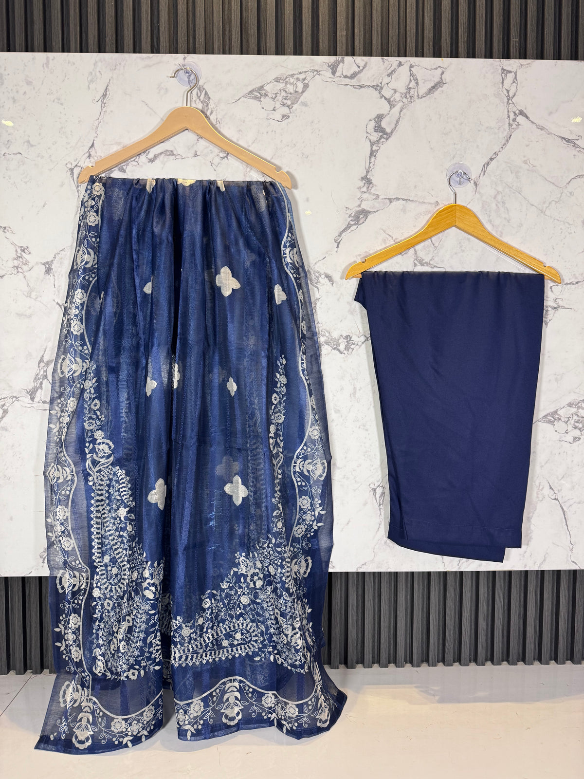 3 Piece Winter Dhanak Embroidered Suit