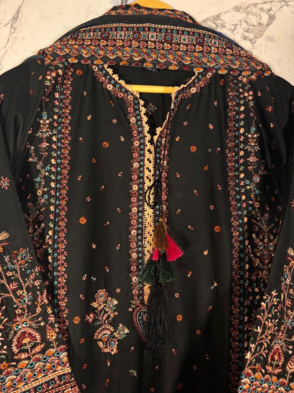 3 Piece Embroidered Lawn Suit