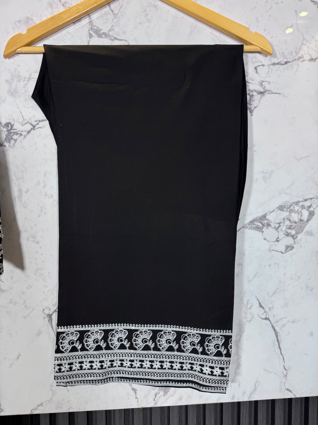 3 Piece Embroidered Lawn Suit