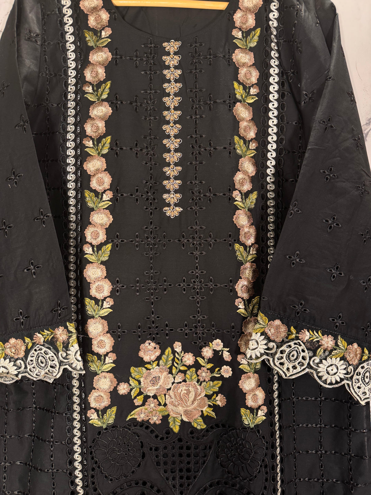 3 Piece Lawn Cotton Embroidered Suit