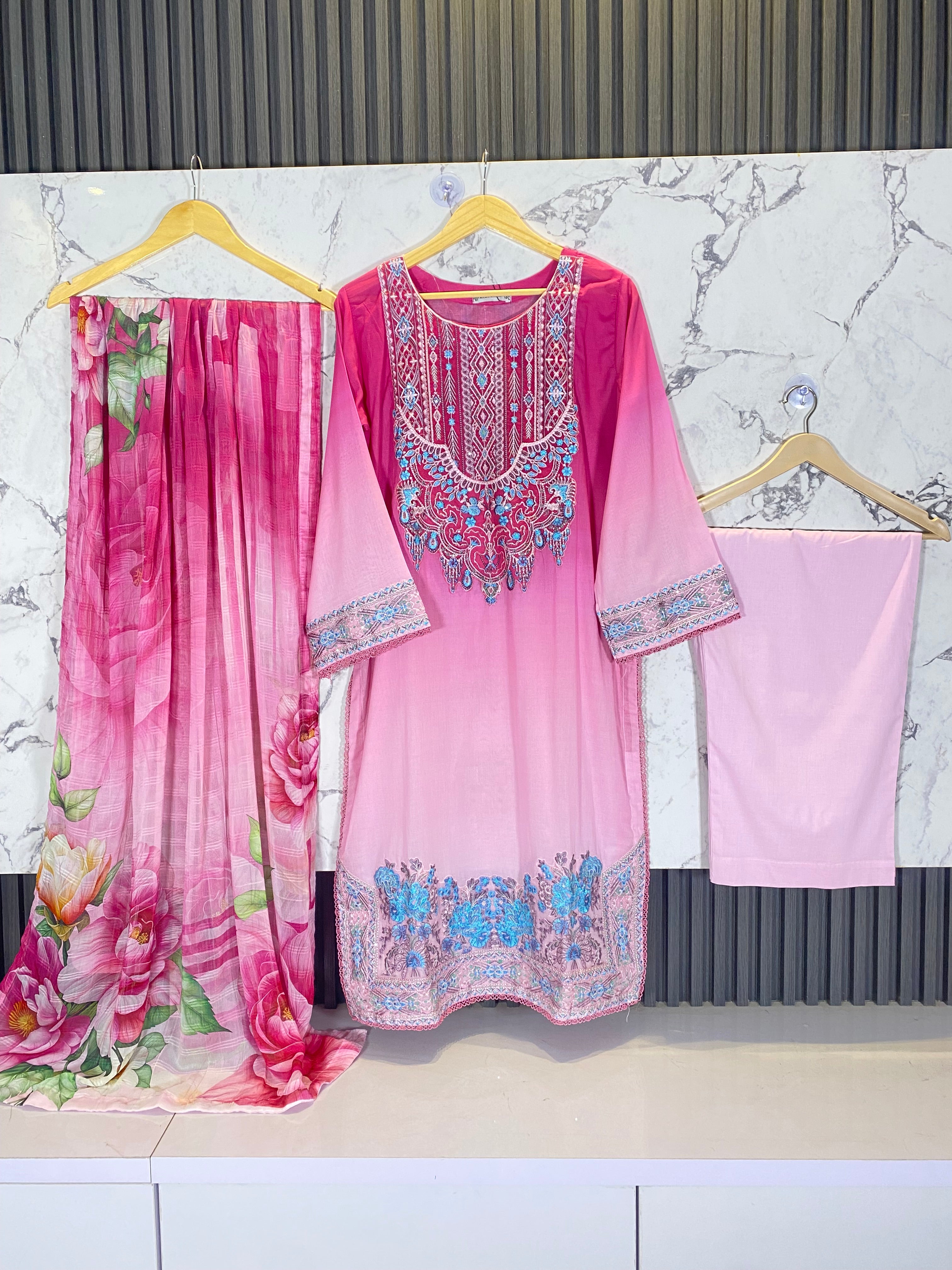 3 Piece - Embroidered Lawn Suit