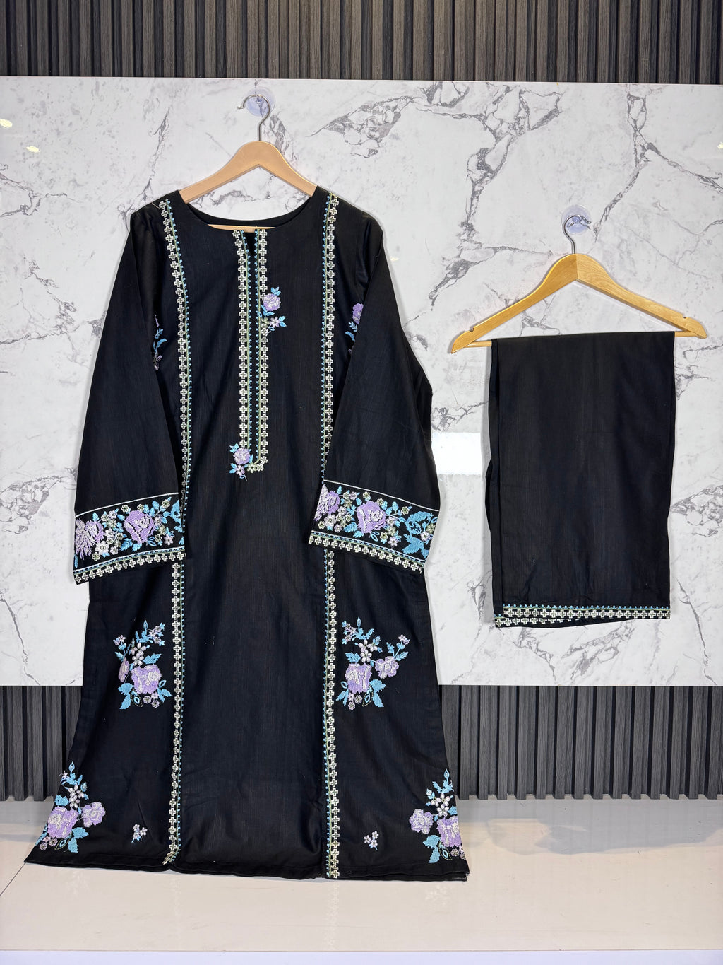 2 Piece Winter Khadder Embroidered Suit