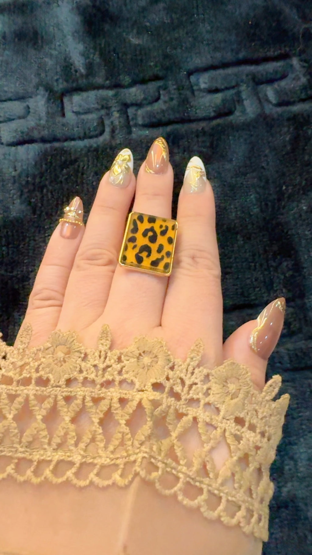 4 Stylish rings