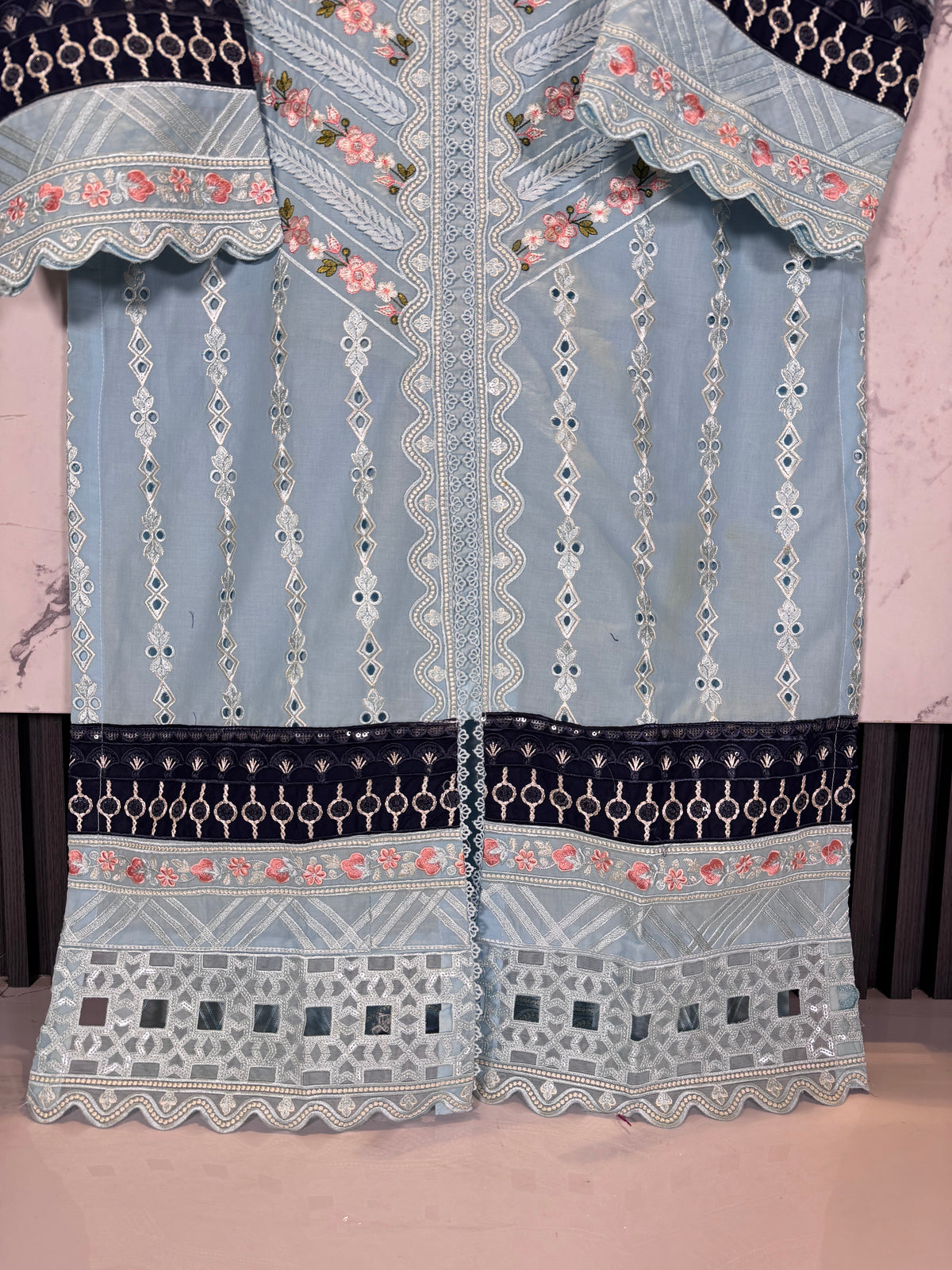 3 Piece Lawn Chicken Kari Full Embroidered Suit