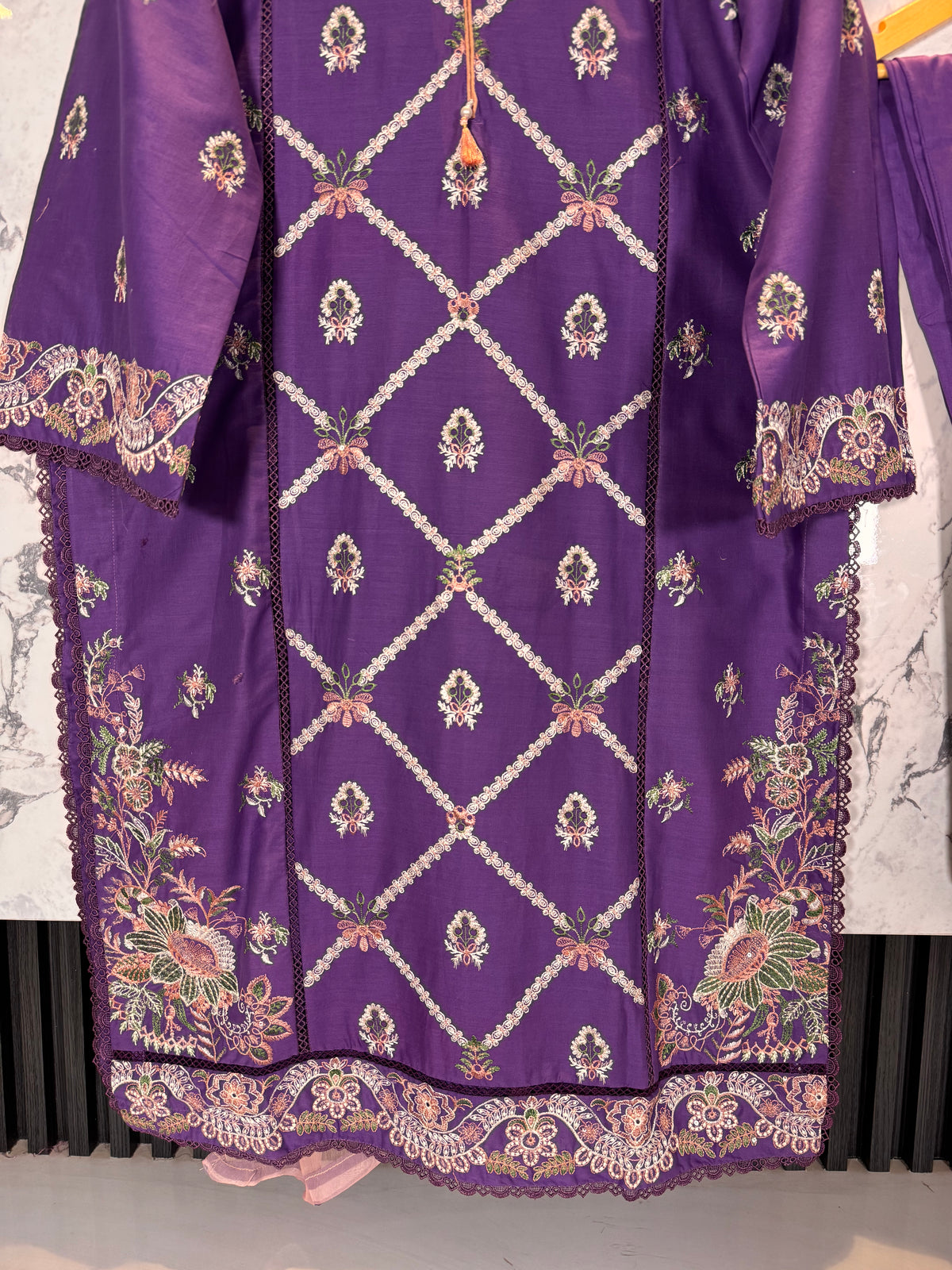 3 Piece Embroidered lawn suit