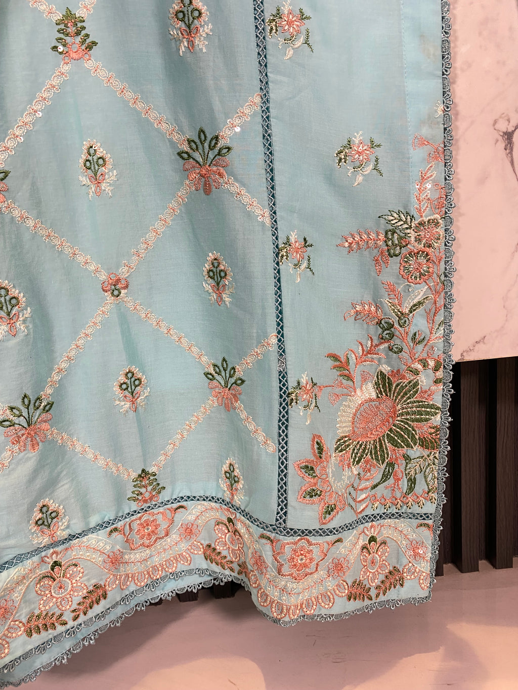 3 Piece - Embroidered Lawn Suit