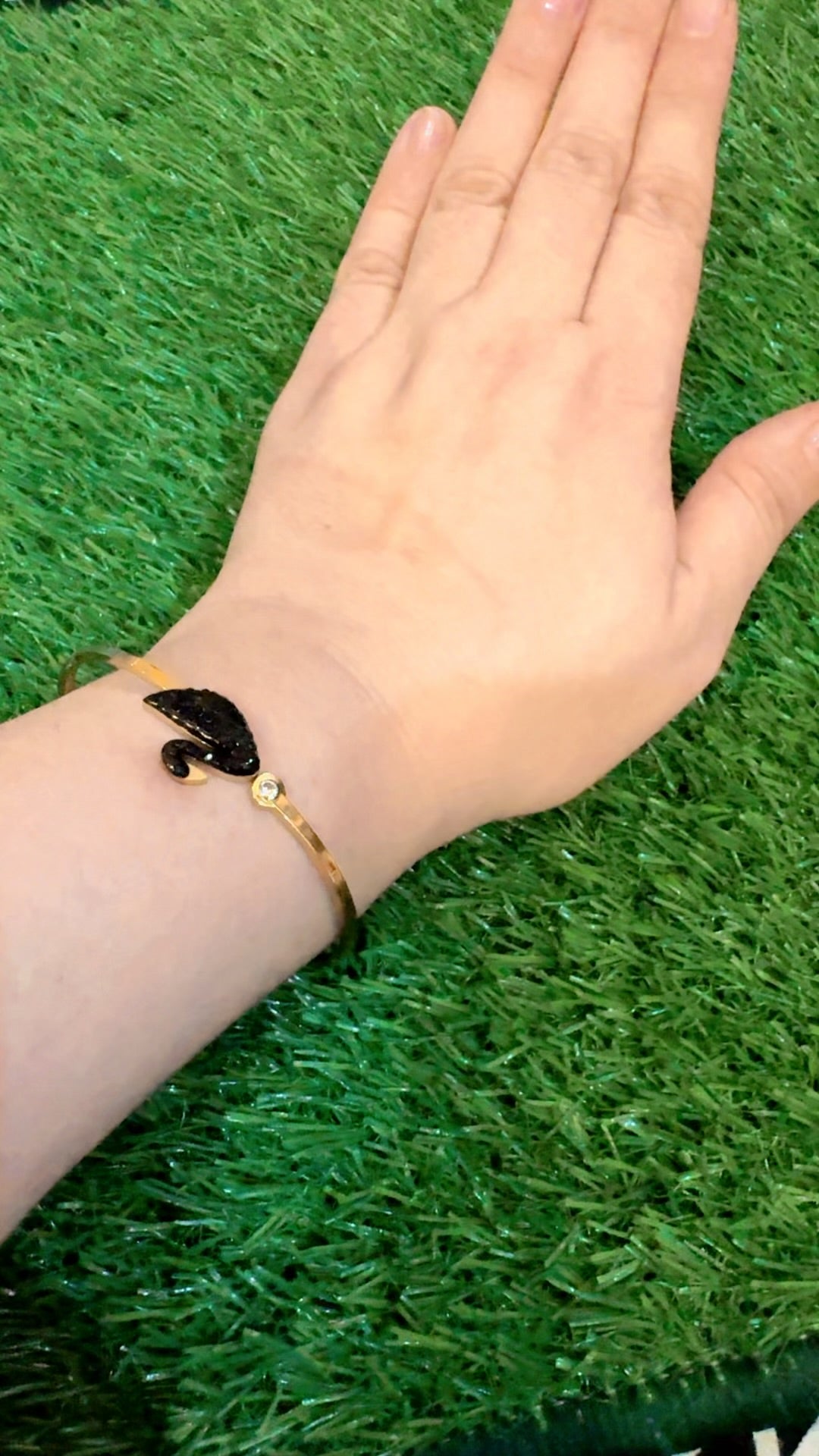 Adjustable Handcuff