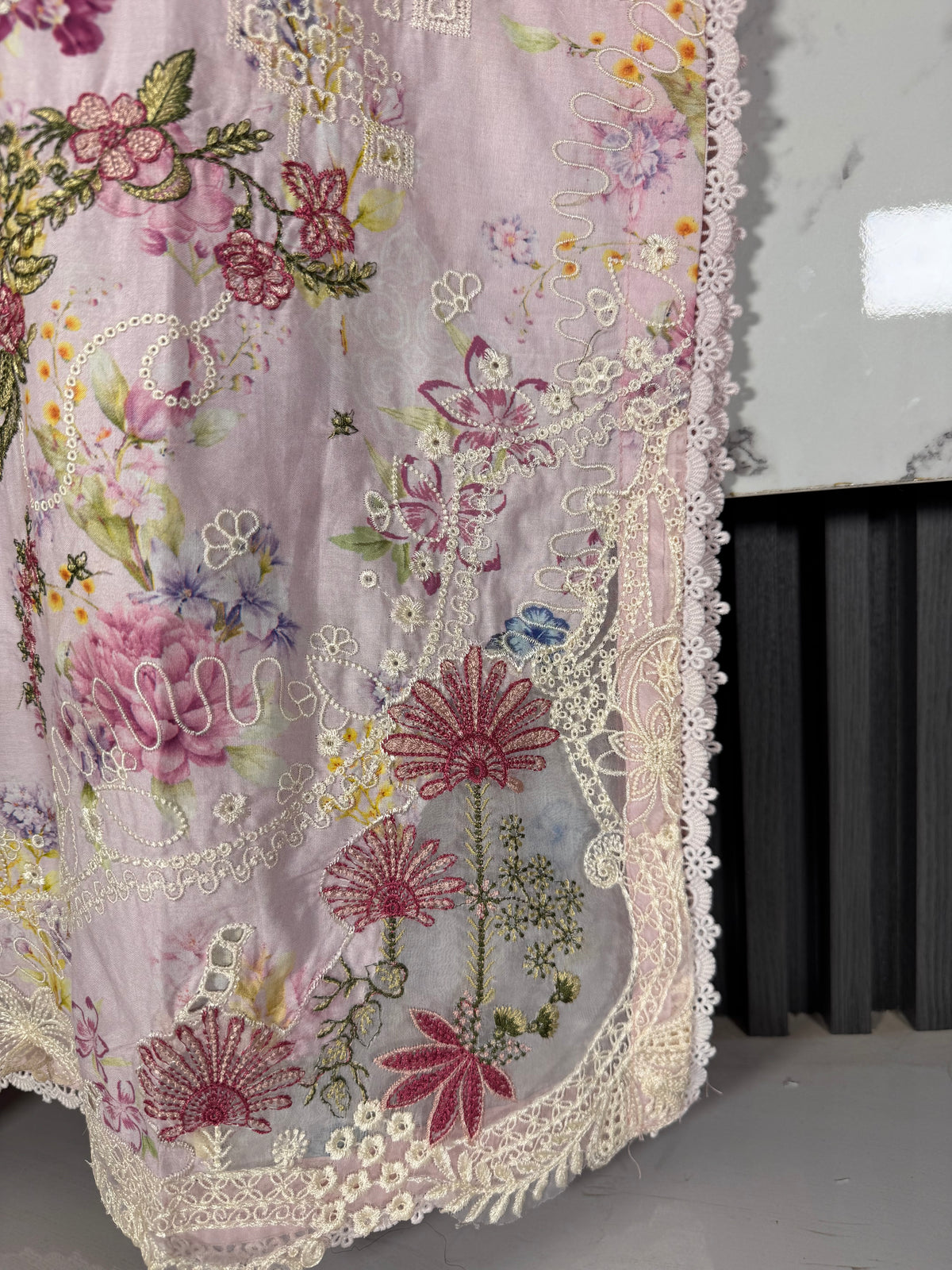 3 Piece Embroidered Lawn Suit