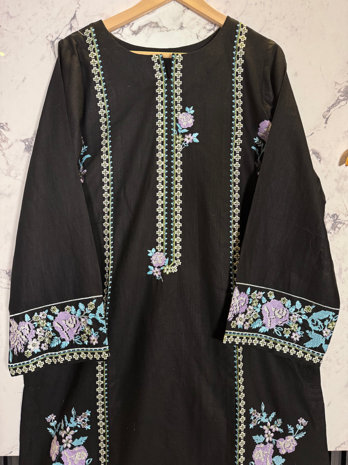 2 Piece Winter Khadder Embroidered Suit