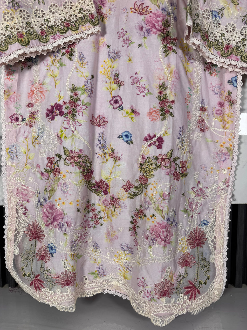 3 Piece Embroidered Lawn Suit