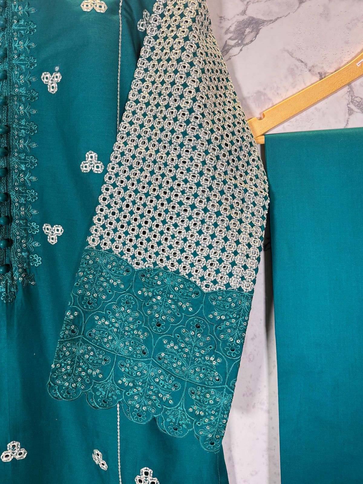 3 Piece Lawn Embroidered Suit