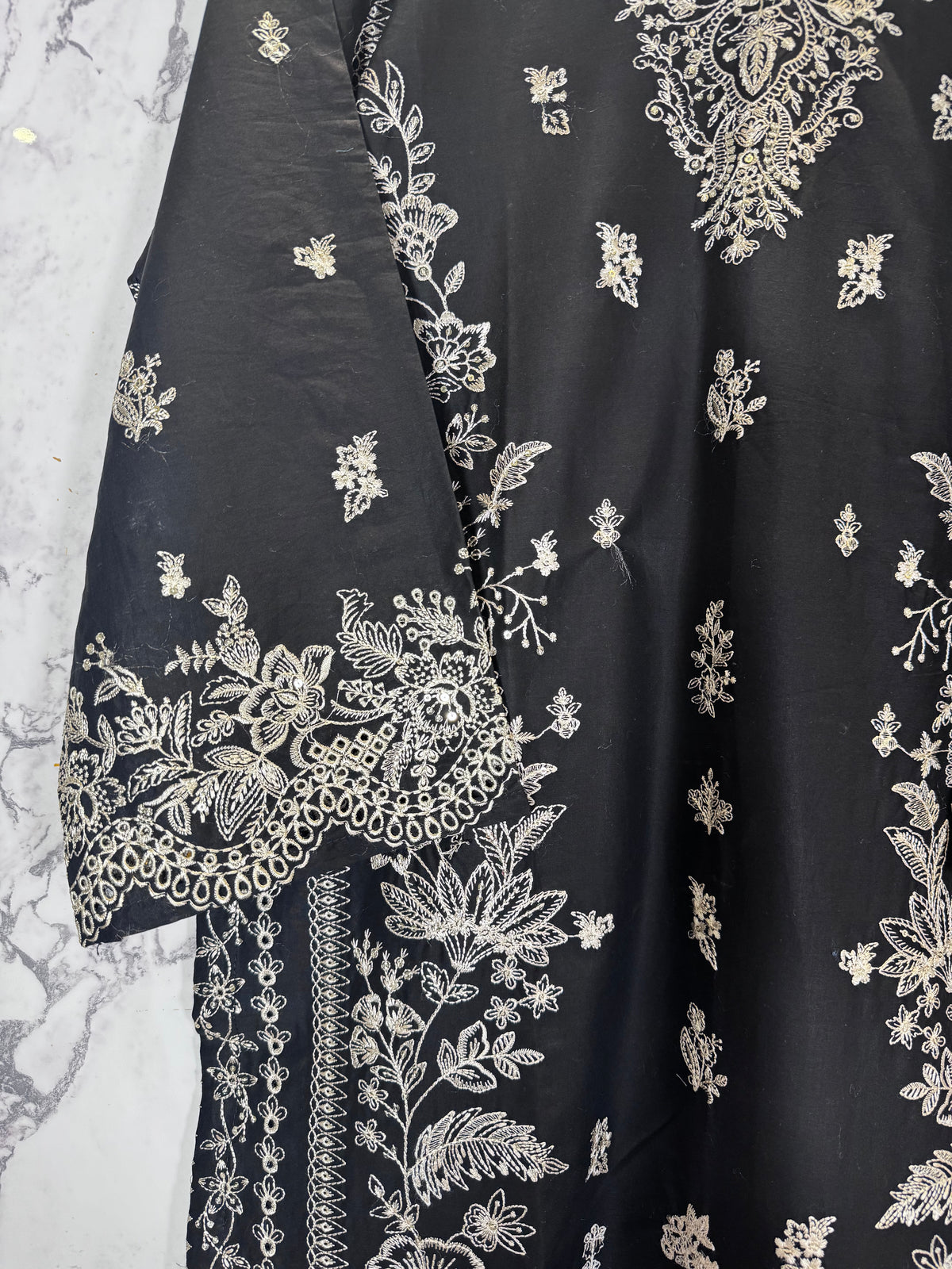 3 Piece Lawn cotton Full Embroidered Suit