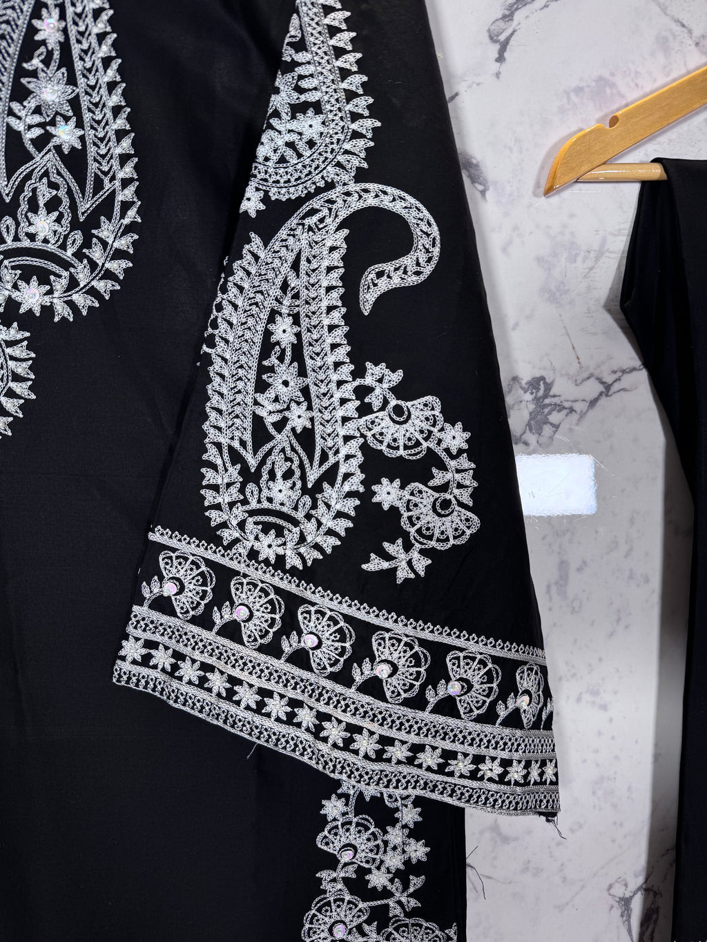 3 Piece Embroidered Lawn Suit