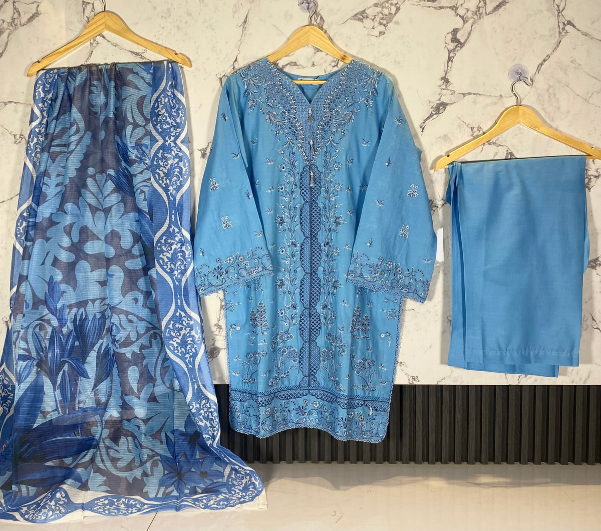 3 Piece - Embroidered Lawn Suit